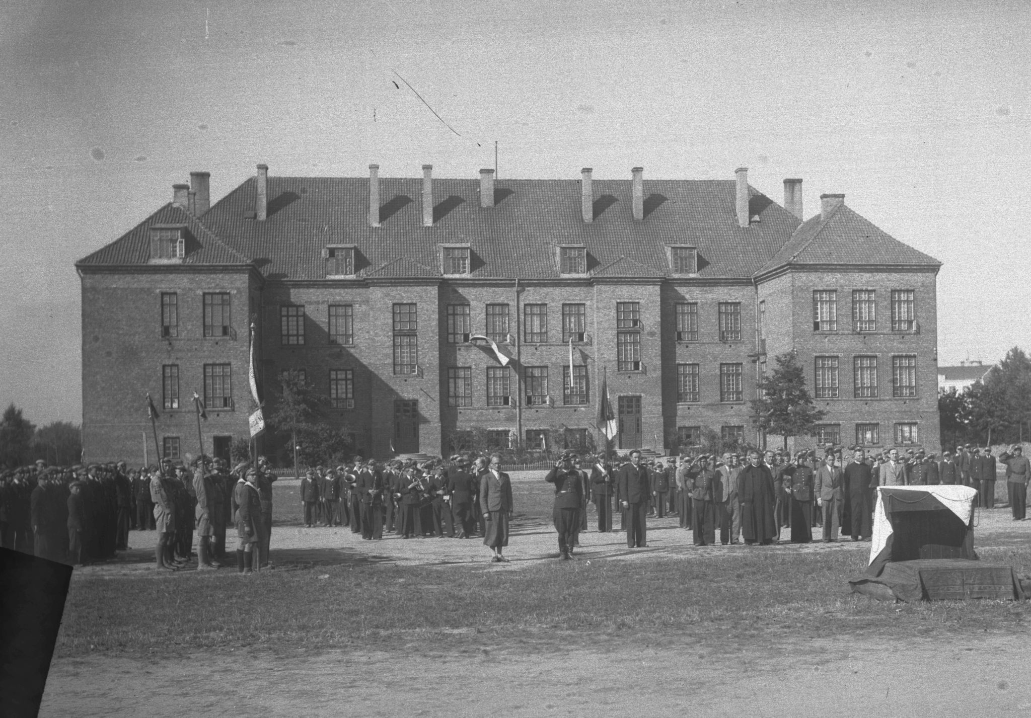 006 – Gimnazjum Humanistyczne im. Henryka Sienkiewicza/Gimnazjum Salezjańskie